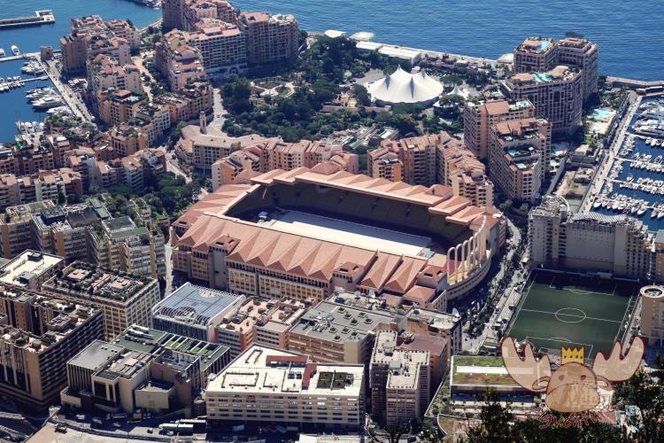 Fontvieille | Luftaufnahme des Stade Louis II, der Spielstätte des AS Monaco - Aerial view of the Stade Louis II, home of AS Monaco