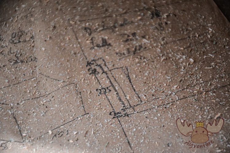 Bevor zur Tat geschritten werden konnte, musste ein Plan aufgestellt werden. - Before action could be taken, a plan had to be made.