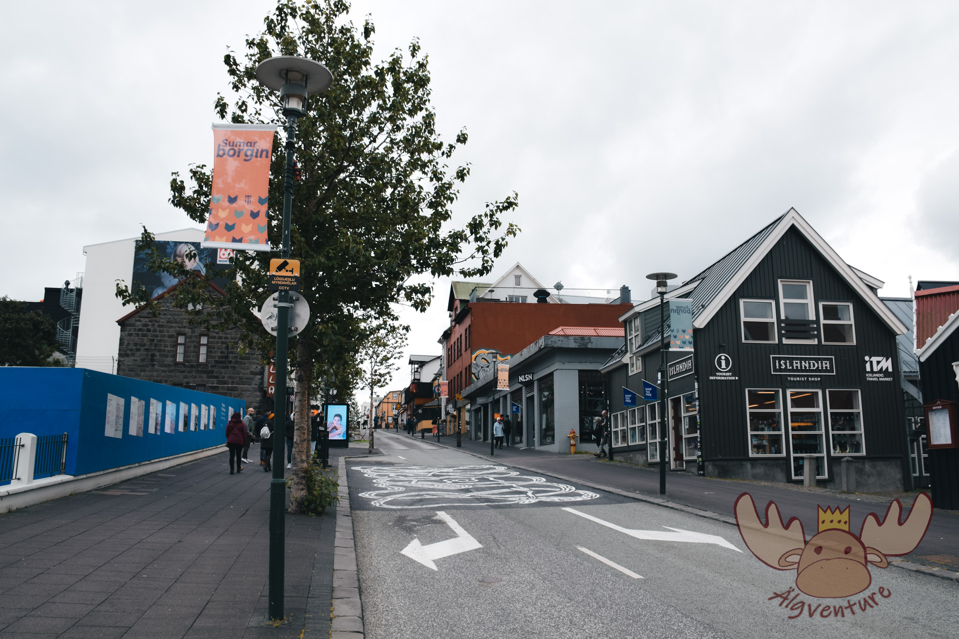 Reykjavik | Einkaufsmöglichkeiten entlang der Bankastræti im Zentrum von Reykjavik. - Shopping along Bankastræti in the centre of Reykjavik.