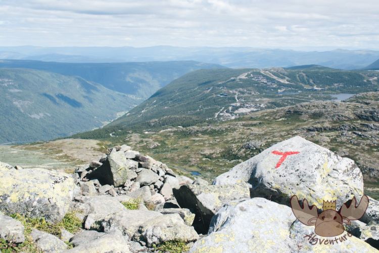 Gaustatoppen | Der Blick ins Tal belohnt jedoch jeden mühsam erkämpften Höhenmeter. - However, the view into the valley rewards every hard-won meter of altitude.