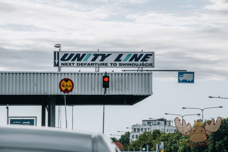 Ystad | Einfahrt in den Fährhafen nach Swinemünde - Entrance to the ferry port to Swinoujscie